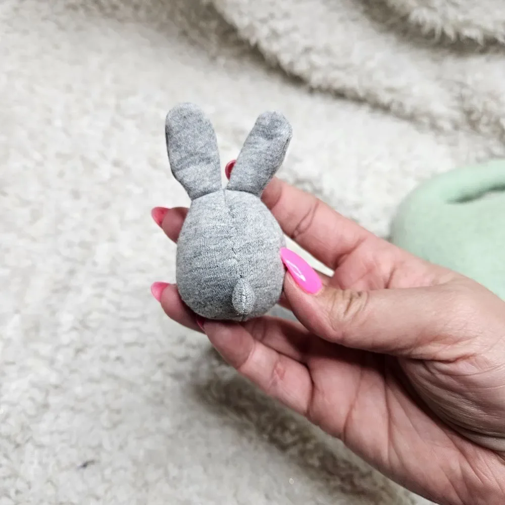 Lovevery Bunnie in‎ a Felt Burrow Montessori Baby Toy